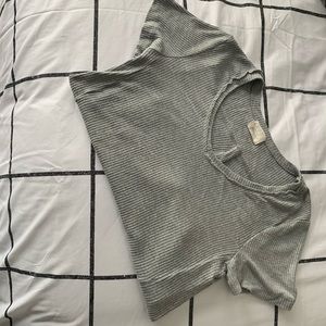 Grey short sleeve top
